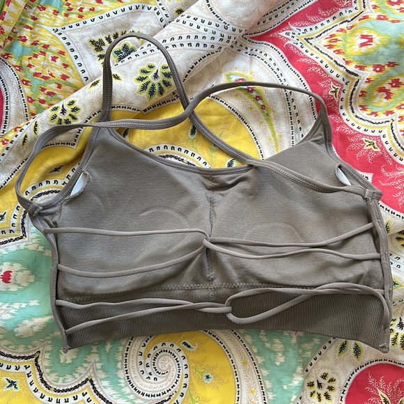 Nvgtn invincible bra - Picture 2 of 3